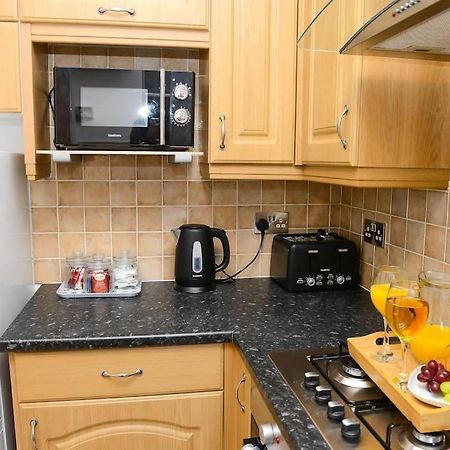 Ferienwohnung Delightful 2 Bed Town Centre House, Sleeps 4 Barnsley Exterior foto